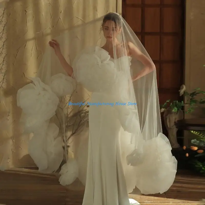 

E56A Romantical Floor Length Wedding Veil with Oversized Rose for Brides Elegance