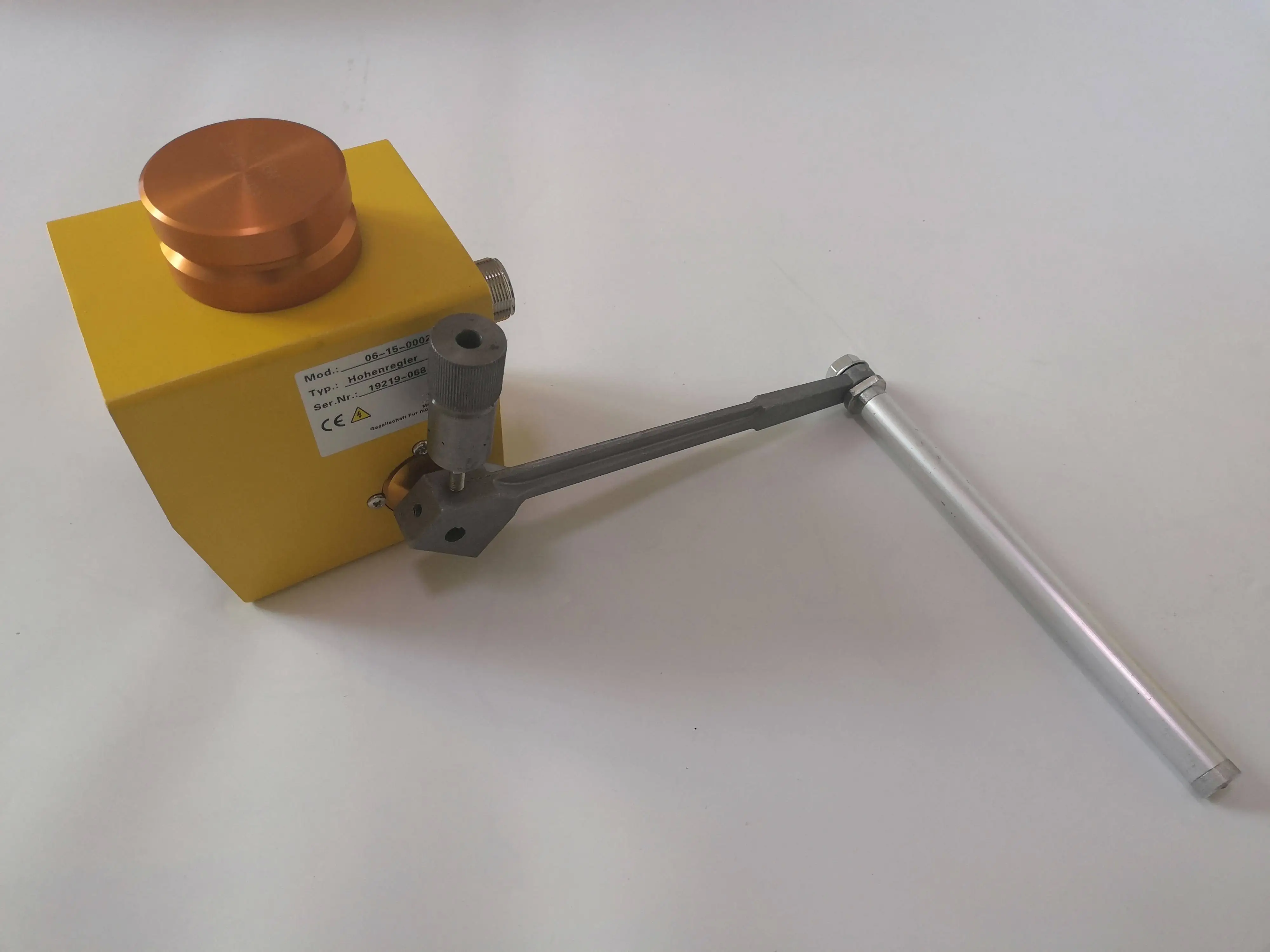 

Asphalt Paver Parts Leveling System D900624802/14276729/05-15-00011 G176M Grade Sensor