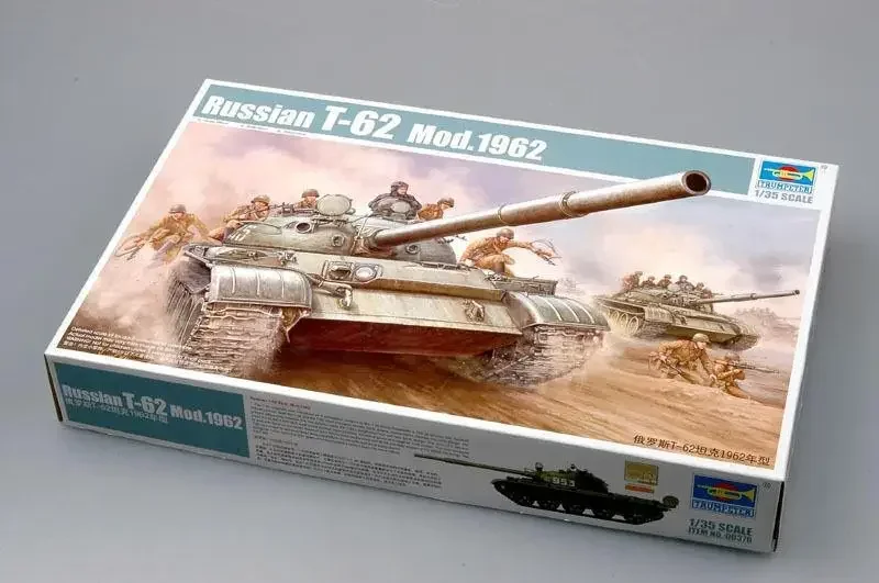 

Модель Trumpeter 00376 1/35 Российский танк Т-62 Мод.1962, комплект модели сборки