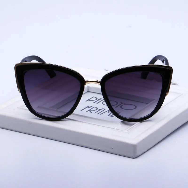 New Cat Eye Sunglasses Women Retro Designer Round Gradient Oversized Glasses