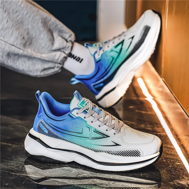 

Мужская обувь, новинка 2024, модная ультралегкая спортивная обувь, трендовые универсальные повседневные кроссовки с противоскользящей мягкой подошвой