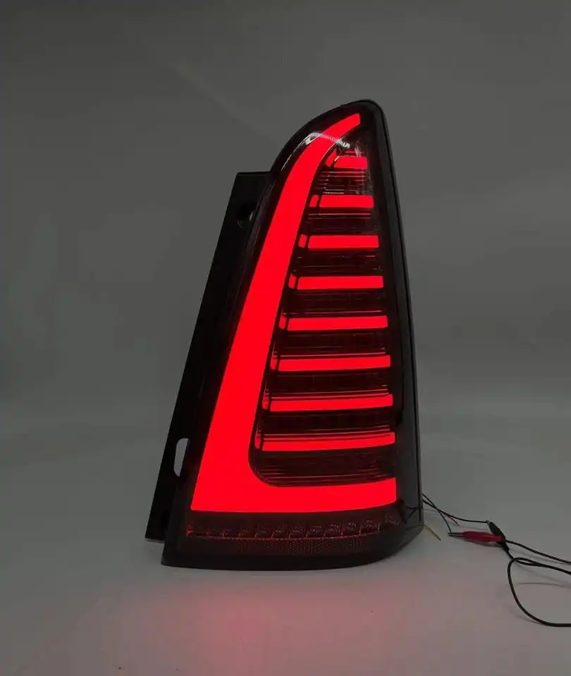 

Intelligent Library Car Modified Tail Light High Quality For Innova 2012 2013 2014 2015 Innova Stop Light Rear Lamp