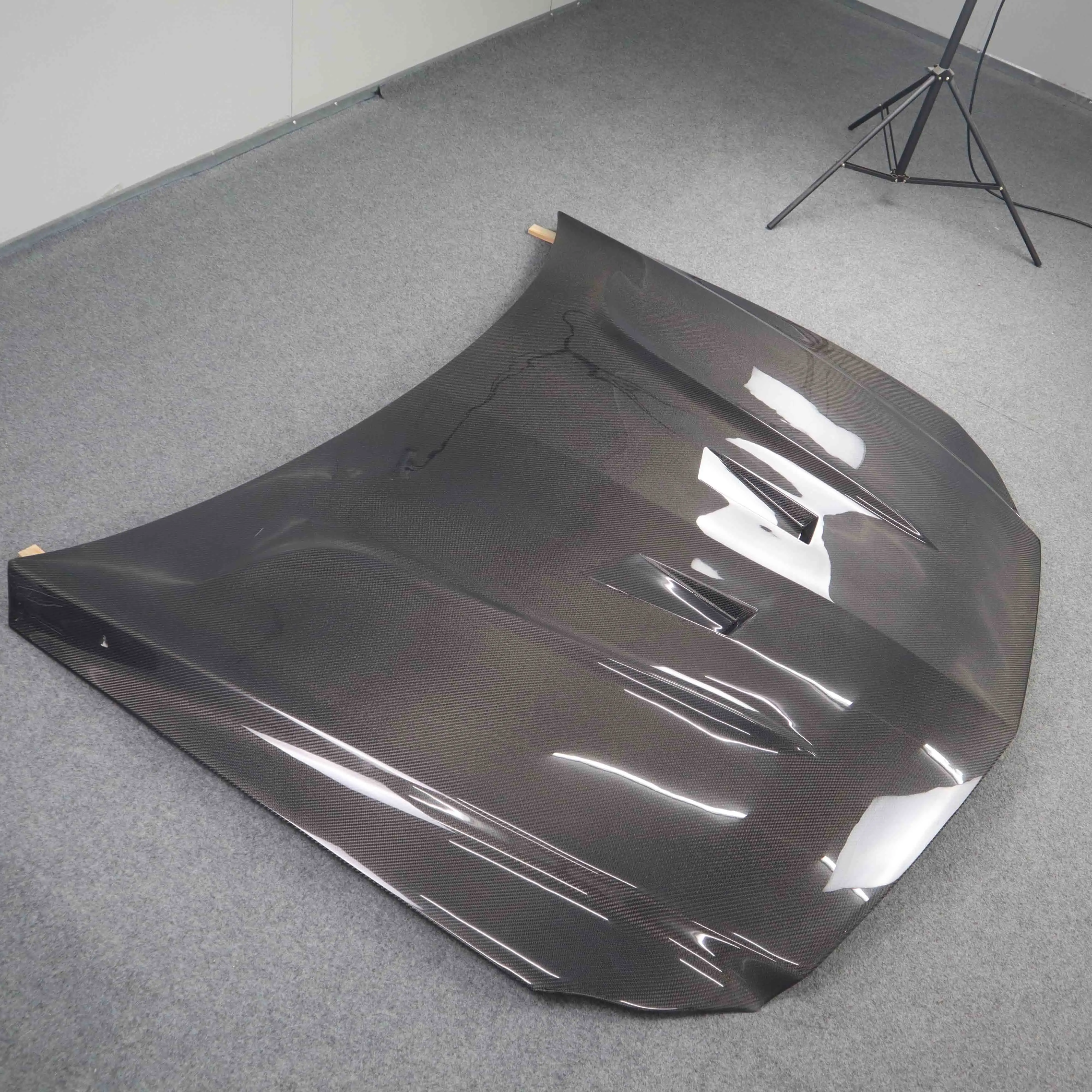 BS Style Carbon Fiber engine Hood for CLS-CLASS W218 CLS63  carbon fiber bonnet