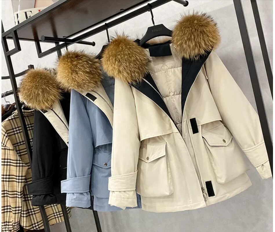 Popular loose fit outdoor winter thick coat lady puffer jacket real big raccoon fur hooded puffy down jacket fur parka