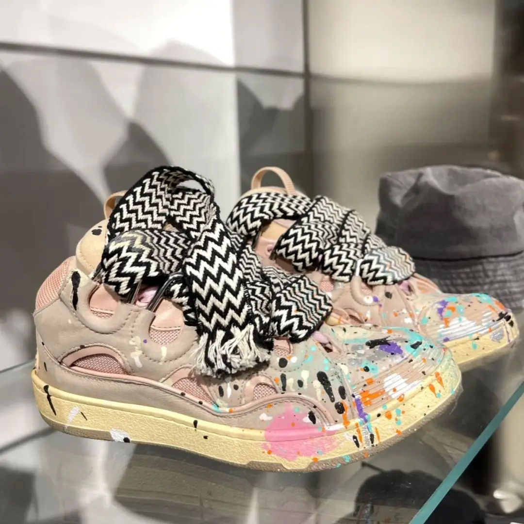 

Men's and women's sports white shoes large size white shoes women's sneakers lightweight sports shoes