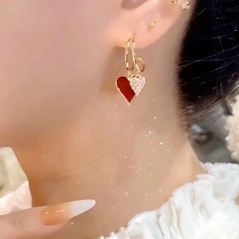 New Retro Oil Dripping Rhinestone Double Heart-shaped Pendant C-shaped Stud Earrings for Women Fashion Temperament Girls Jewelry