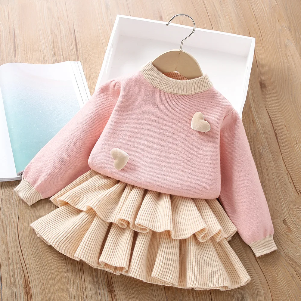 

2-6 years old girls sweater set winter new style of solid color love knitted long sleeve top+cake skirt girl baby two-piece set