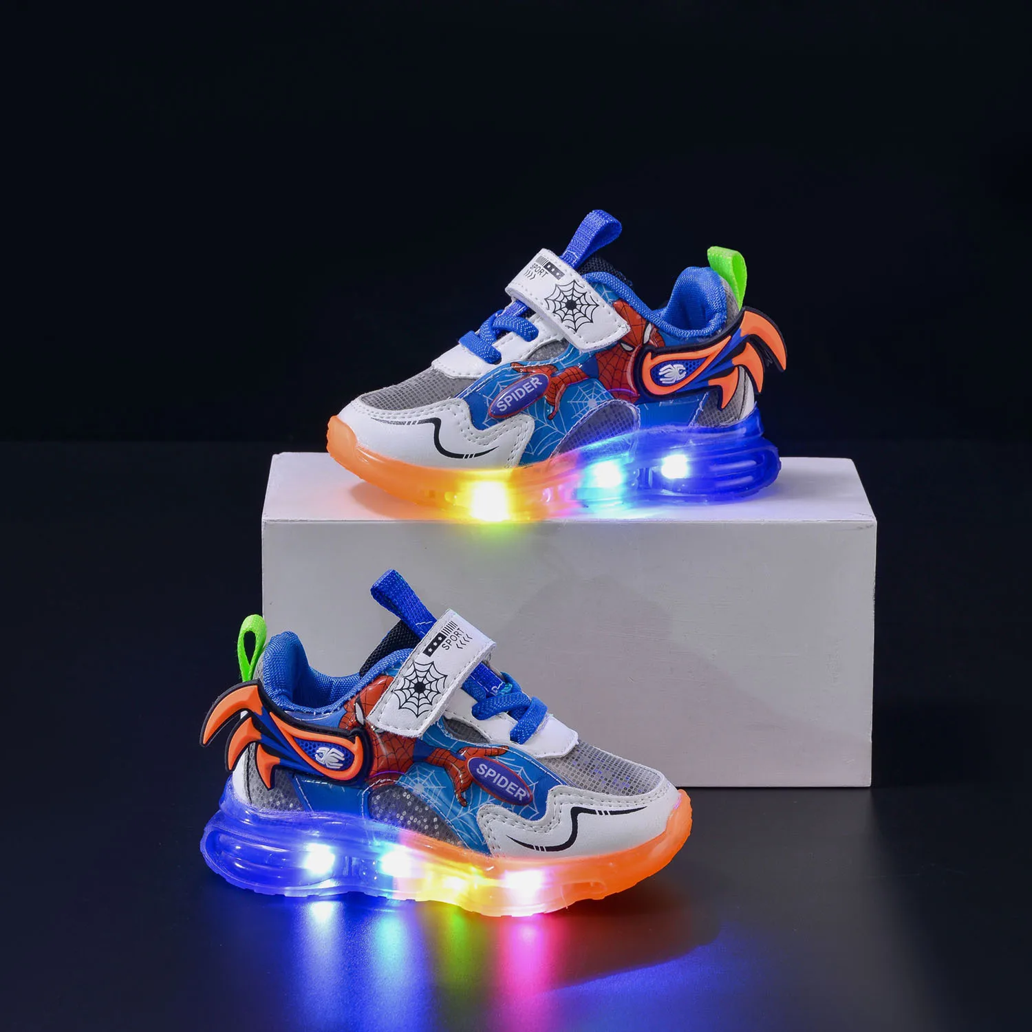 Disney Children's Led Light Shoes Fashion Cartoon Spiderman Boys Sneakers Girls Casual Shoes Breathable Kids Sport Shoes