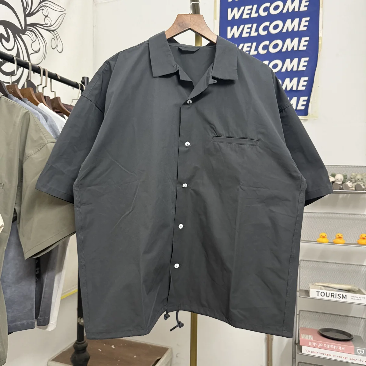 

Retro American Waterproof ort Sve irt Loose Fit ex High Street Trendy Cotton Polyester Blend Casual Versatile Coup...