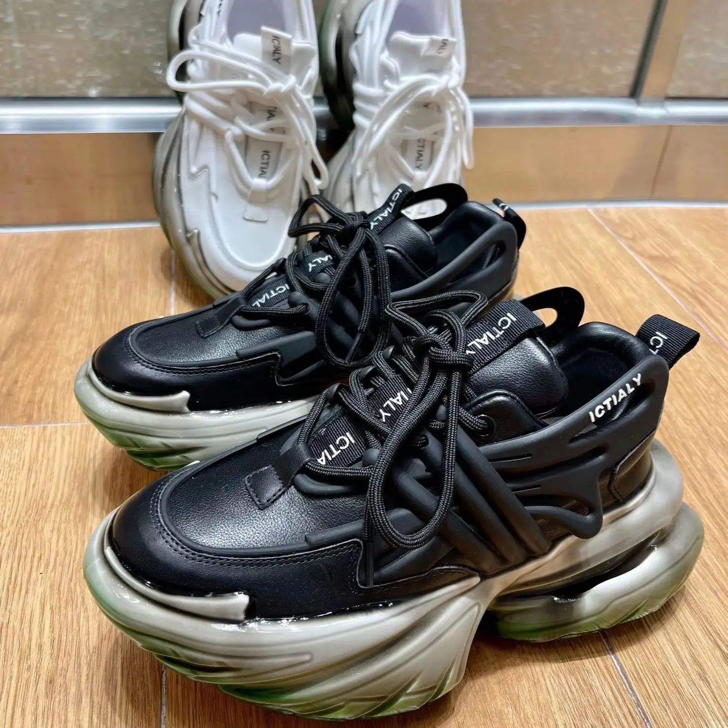 Genuine Leather Thick Soles Sneakers Rocking Chunky Shoes Women Height Increased 7cm Fashion Casual Sport Luxury Design Brand