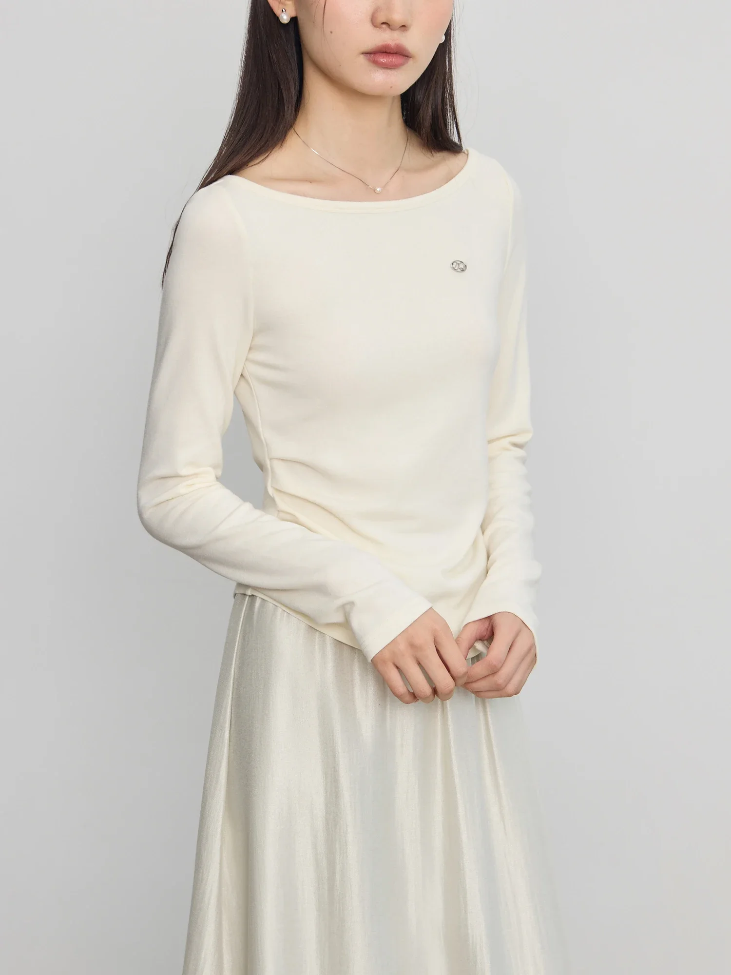 ZIQIAO donna Beige Slim Pullover Top autunno Bottoming camicie collo a lupetto manica lunga Pullover lavorato a maglia maglione 24 zq93129 + 24