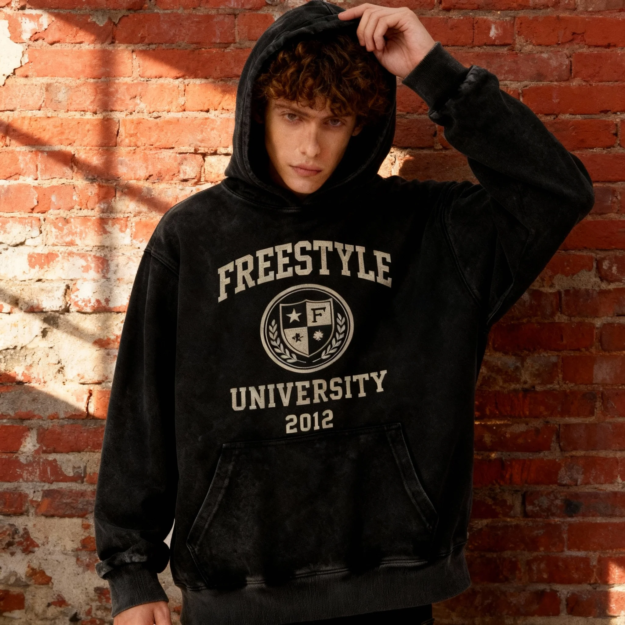 カスタムウォッシュドコットンフーディー、パーソナライズプリント、ユニセックスプレッピースタイルプルオーバー | ヴィンテージスウェットシャツ | ソフトタッチ / ルーズフィット | DIY