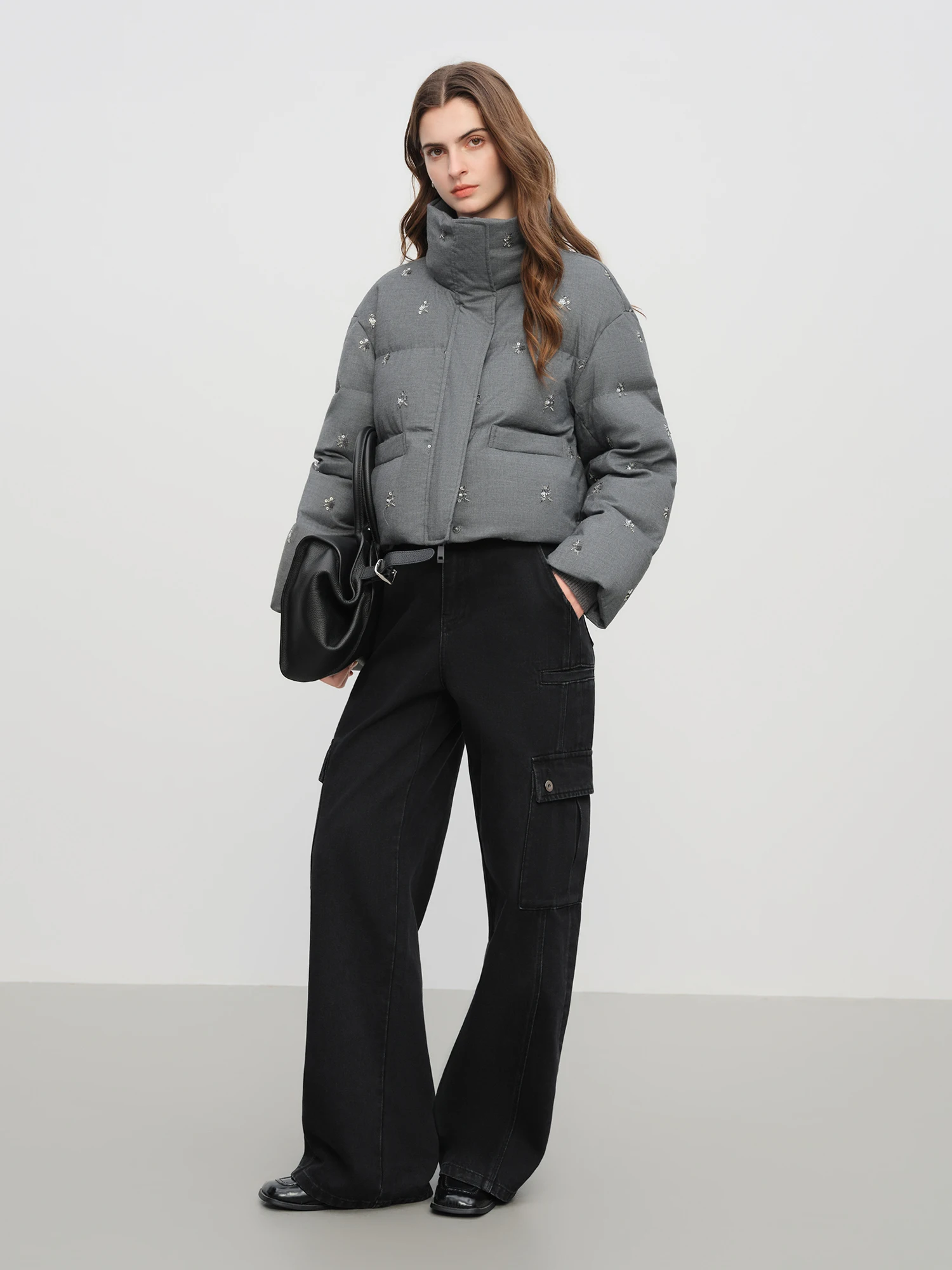 เสื้อกั๊กพัฟเฟอร์สั้นแบบมีลูกปัด FSLE【Premium Series】สำหรับผู้หญิง ฤดูใบไม้ร่วง ฤดูหนาว เสื้อแจ็คเก็ตบุใยสังเคราะห์แบบเย็บติดกัน เสื้อกั๊กขนเป็ด เสื้อโค้ทสำหรับกิจกรรมกลางแจ้ง สไตล์สตรีทแวร์