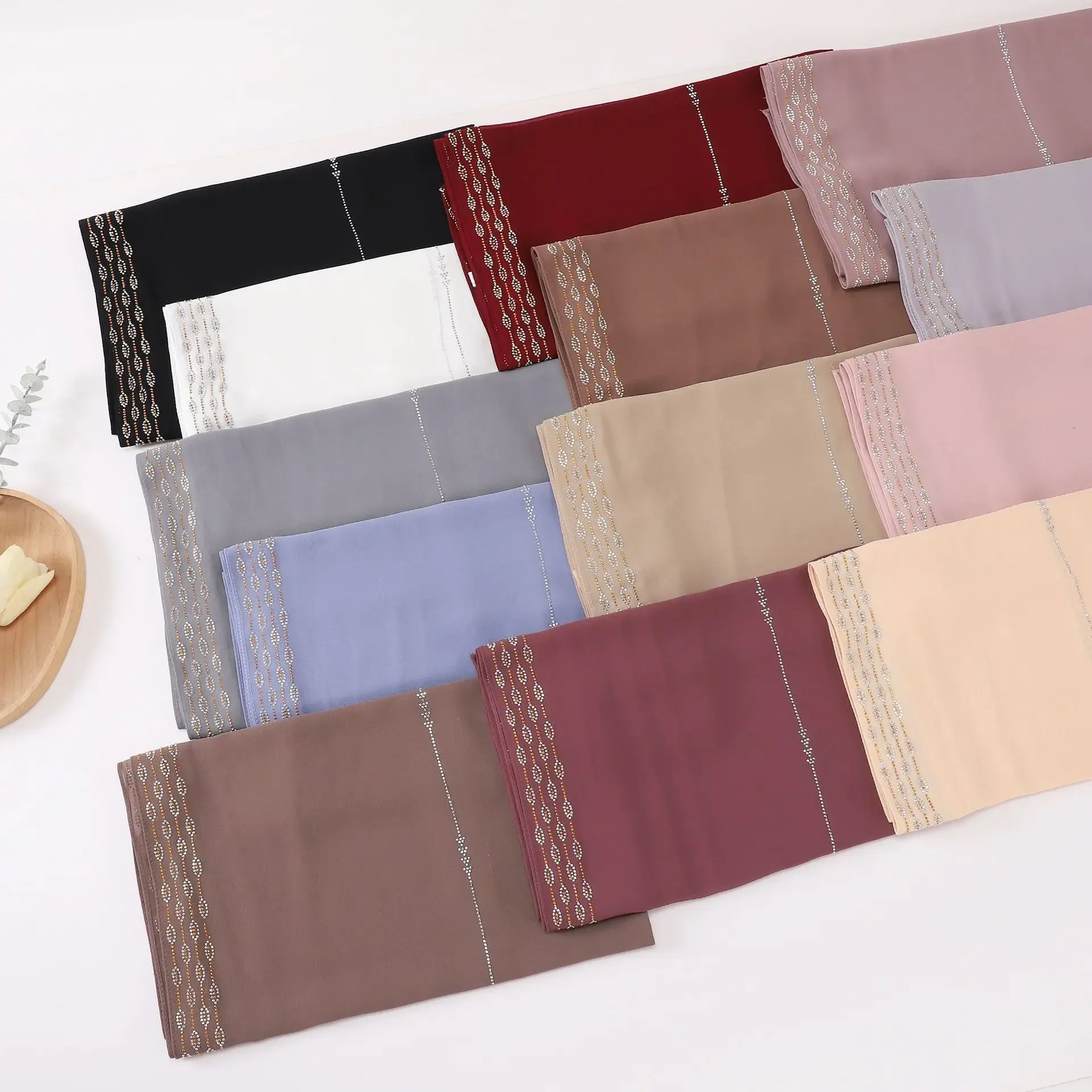 

Rhinestone Pearl Chiffon Long Scarf Muslim Hijab Turban Women Head Wrap Scarves Bandanas Headband Bufanda Foulard Turbante Mujer