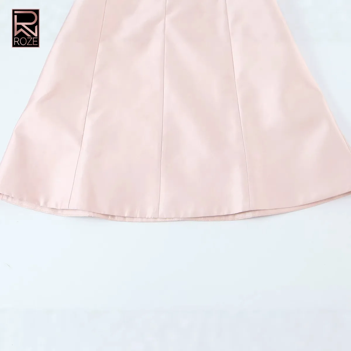 シルクサテン ホルターボウドレス - ブラッシュピンク Aライン ミディガウン デートナイト＆宴会用 レディースフォーマルウェア