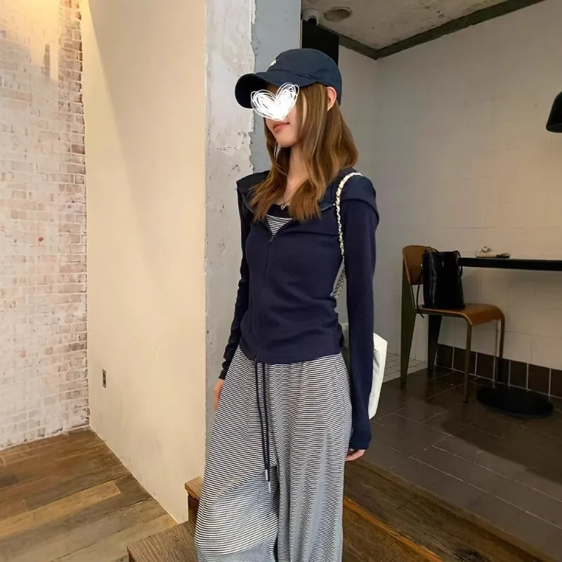 Women Autumn Winter Zip-Up Stand Collar Casual Long Sleeve T-Shirt Slim Fit Short Top Girl Casual Sports Base Layer Woman Ladies view 3