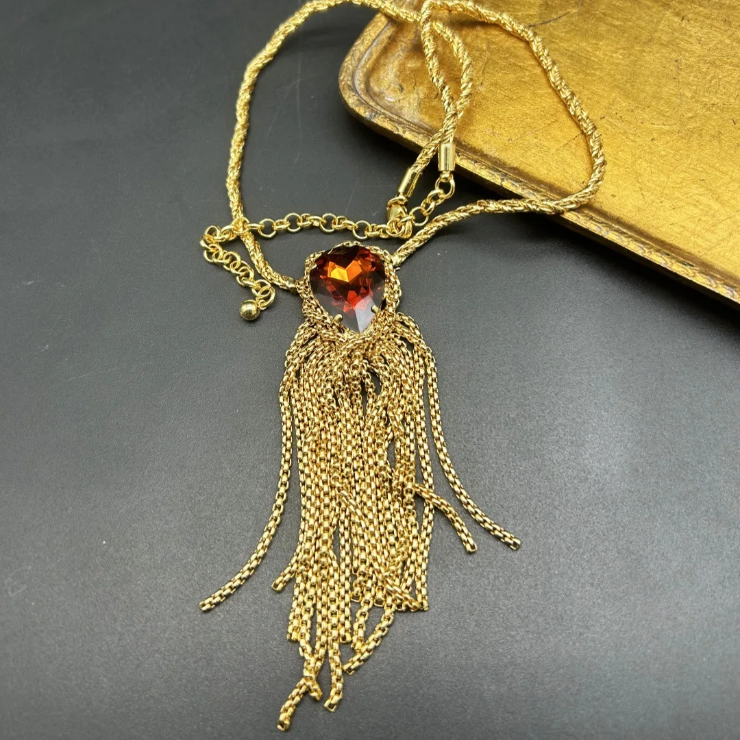 Vintage Antique Bronze Alloy Zircon Necklace Handmade Heavy Craftsmanship High-Quality Feel