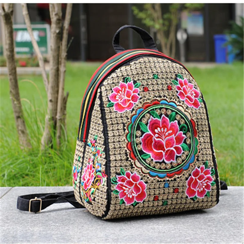 

New National Embroidery Women Backpacks Nice Floral Prints Bohemian Lady Casual Backrack Top All-match Canvas Feature Backruck