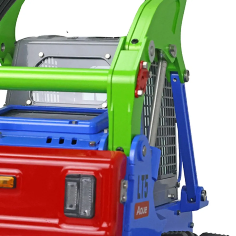 Lesu 1/14 Aoue Lt5 Hydraulic Tracked Skid-Steer RC Loader I6S Radio Controller Construction Machine Driver Battery Thzh1275-SMT7