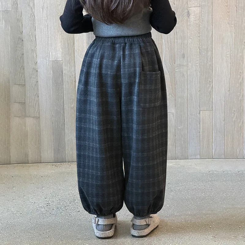 New Fashionable and Comfortable Checkered Closure Pants for Children's Clothing, Boutique Clothing with A Minimalist Style