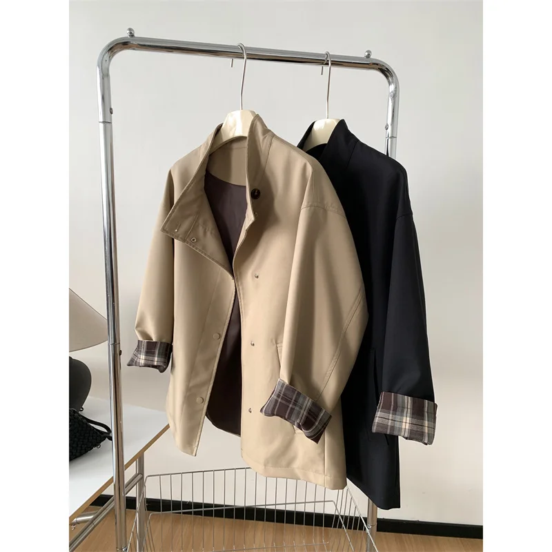 

2025 Autumn Khaki Trench Jacket Plaid Patchwork Sleeve Turn-over Mid-length Elegant Coat For Women