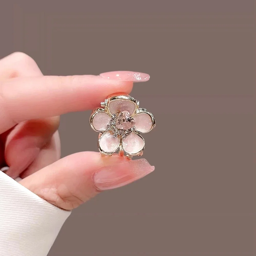 Pink Flower Petal Hair Claw Mini Rhinestone Shark Clip For Women Girls Daily Wedding Party Sweet Fashion Accessory Gift - view 3