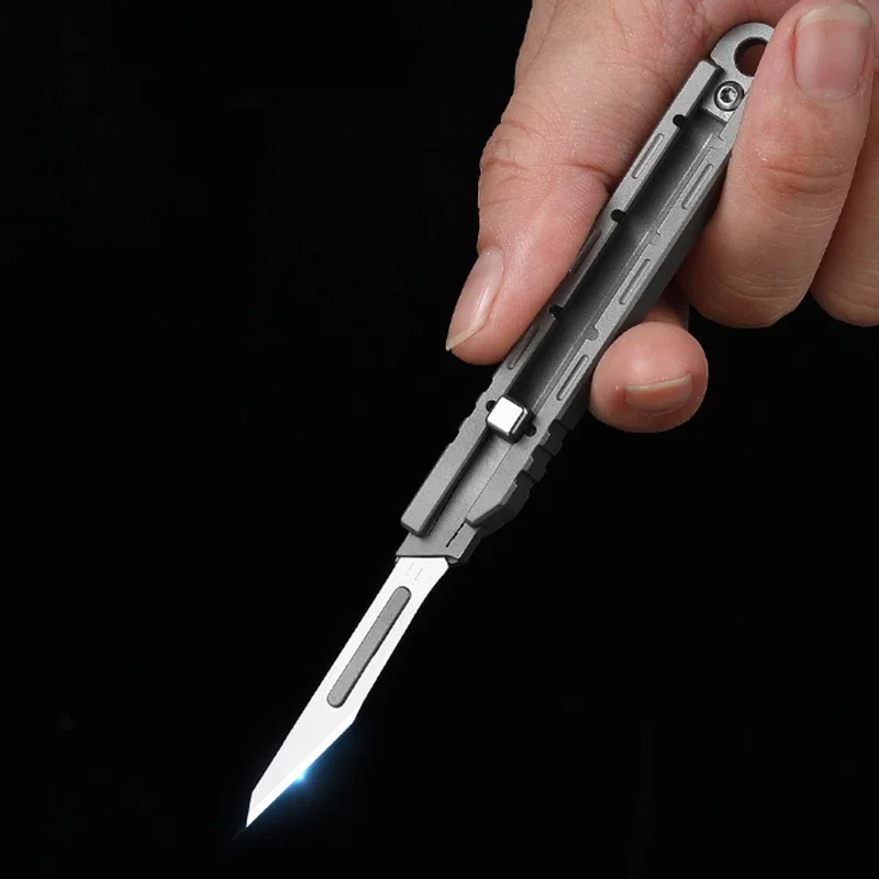 Imagem -06 - Mini Titanium Alloy Surgical Knife Acampamento ao ar Livre Open Box Art Push Knife Portátil com 10 Lâminas
