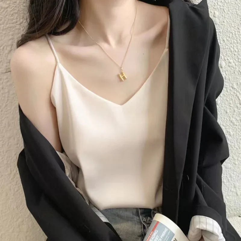 Sexy Strap Crop Top Fashion Silky Camisole Women's Inner With White Bottoming Satin Top Summer V-neck Thin Section Y2K Camisole