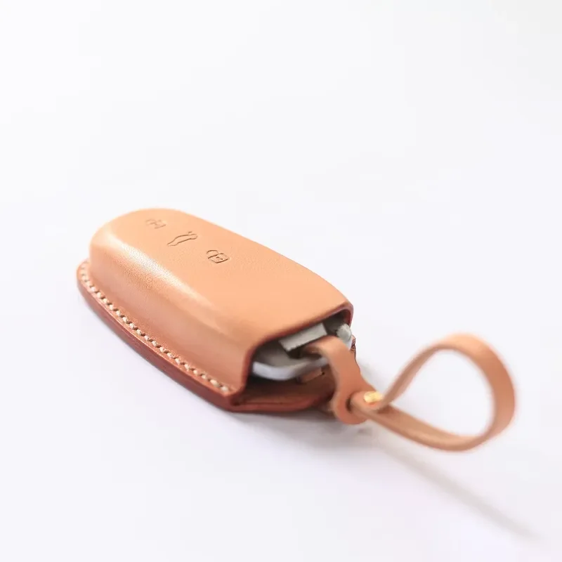 for Audi A8 A7 A6 A3 Q7 Q5 Handmade Leather Key Cover Bag High End Texture Custom Key Case Buckle for Men and Women