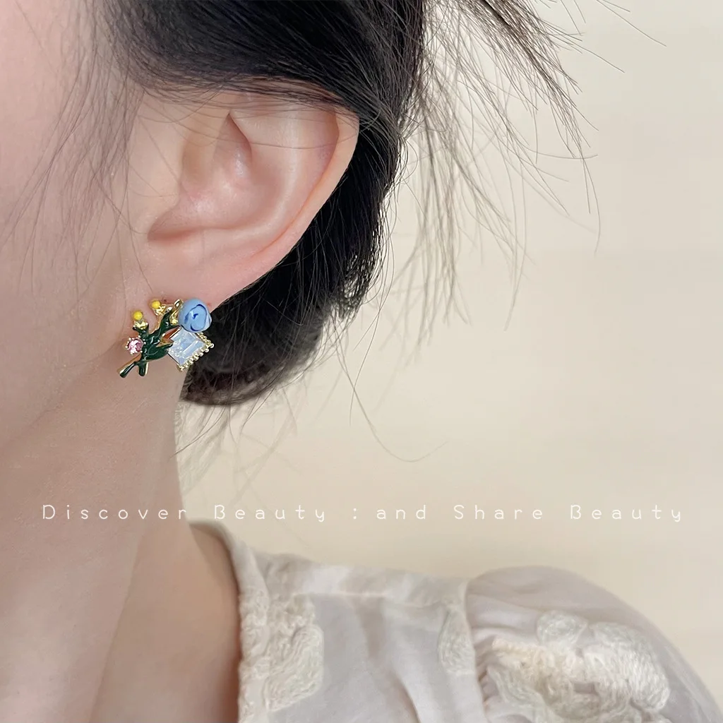 DIY accessories Enamel color dripping oil flower stud earrings Korean sweet small fresh earrings niche design fashionable ear je