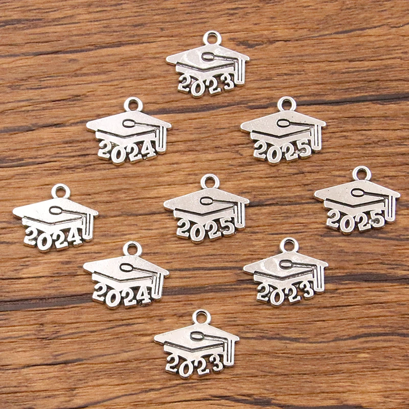 30PCS 14*18mm Metal Alloy Year 2023 2024 2025 2026 Bachelor\'s Hat Charms Graduate Pendant For Jewelry Making DIY Handmade Craft