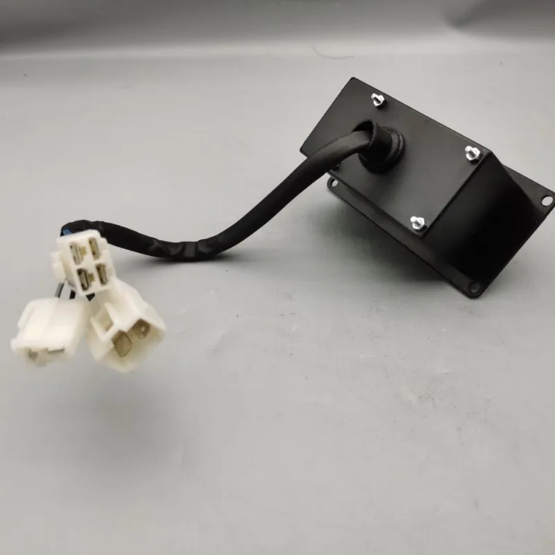 Air conditioner panel switch, suitable for Foton Lovol 1504, 1604. Tractor air conditioner panel switch