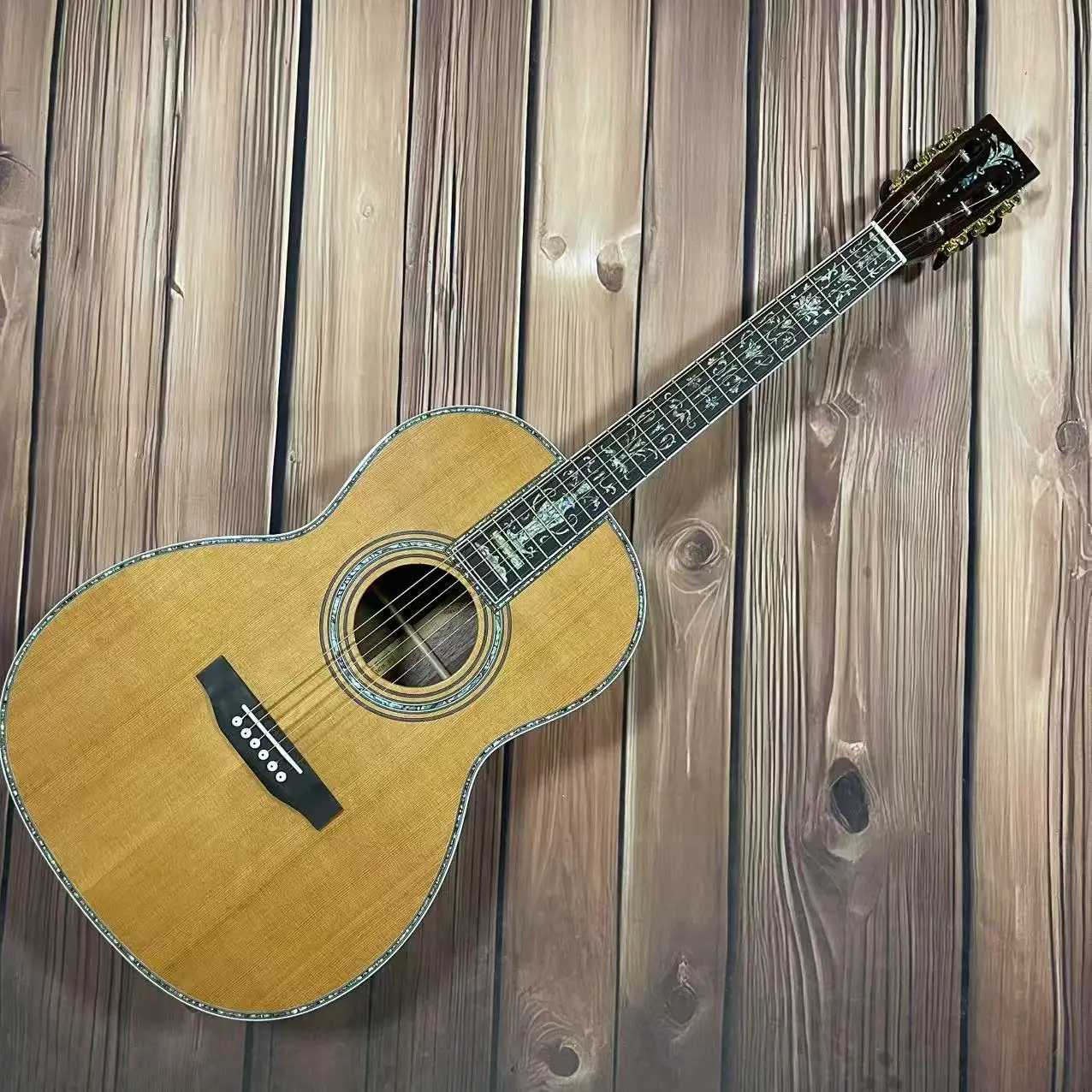 40 بوصة 00045 سلسلة سطح من الخشب الصلب الصنوبر الأحمر الدم مع غلاف أذن البحر الكامل مطعمة باللمعان الصوتي جيتار صوتي #3