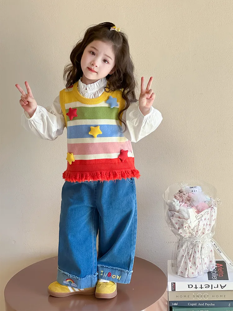 

Girls' Knitted Vest Set for Spring and Autumn2025New stylish and trendy children's clothing for little girls: shirt and jeans