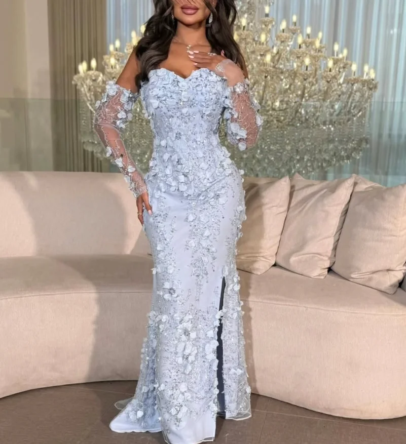 ที่กําหนดเองคุณภาพสูงแขนกุดความยาวชั้น Sweetheart Appliques ถุงมือสีฟ้าสูงซิป Backless Sweep Train ผู้หญิง