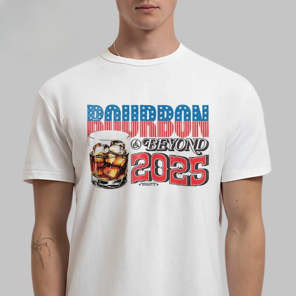 نادر ترافيس سكوت السيرك مكسيموس يعيش في دوها قطرها في 16 مايو 2025 السيرك مكسيموس ملعب جولة الجانبين للجنسين تي شيرت