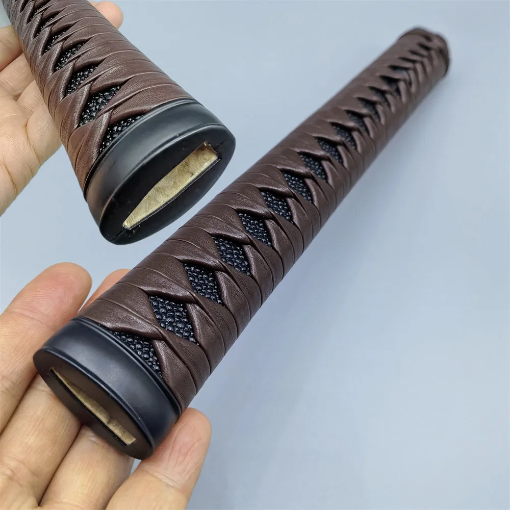 Accesorios Fuchi Kashira de aleación negra Ito de cuero Tsuka de 30CM para accesorios de espada samurái Katana japonesa