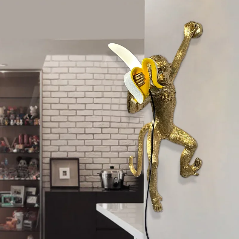 Modern Creative Industrial Style Animal Monkey Banana LED Wall Lamp Suitable For Living Room Restaurant Bedroom Furniture Decor