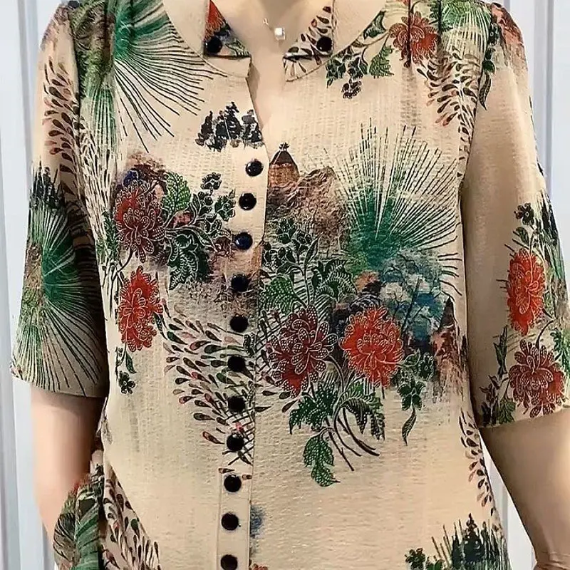 

2024 Summer New Vintage Broken Flowers Blouse Commute Single-breasted Female Clothing Folk Casual Round Neck Half Sleeve Shirt