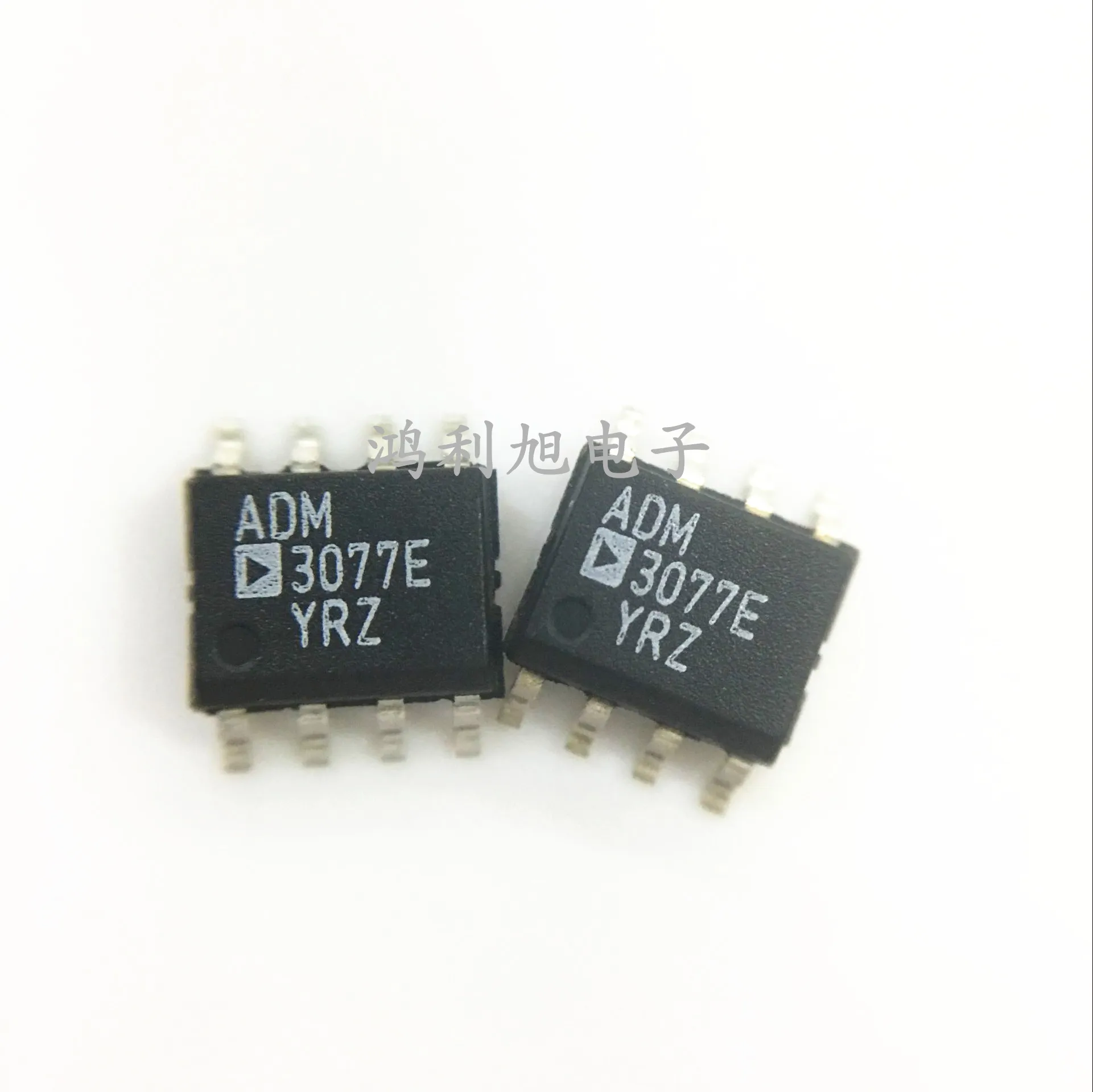 

5PCS/Lot ADM3077EYRZ Single Transmitter/Receiver RS-422/RS-485 8-Pin SOIC N T/R