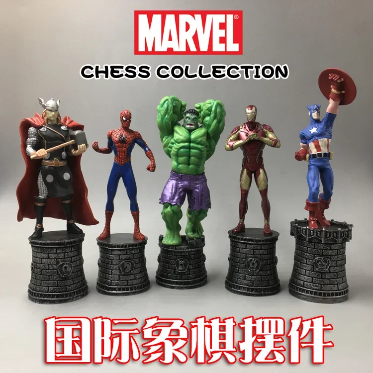 Marvel Avengers 15cm Iron Man Spider Man Hulk Doll Decoration International Chess Gift Magazine Poster Desktop Decoration Toy