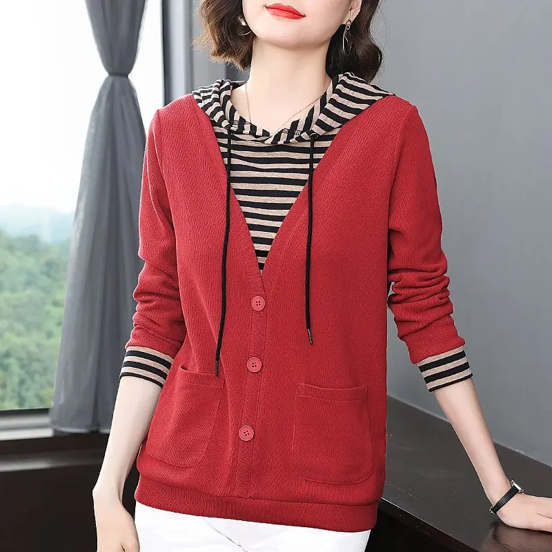 Camiseta informal con capucha de dos piezas falsas para mujer, ropa de moda, Tops de rayas empalmadas de manga larga que combinan con todo, Otoño e