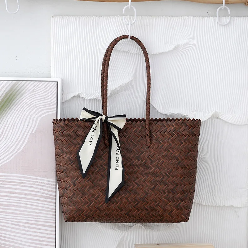 Large Capacity Pp Imitation Rattan Handmade Woven Bag Retro Casual Versatile Ladies Shoulder Tote Bag view 5