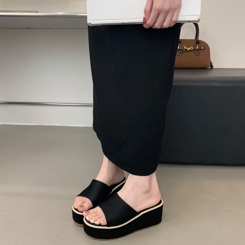 

White Sandals Wedge Heels Woman Platform Slippers Black Lycra Summer Leisure Shoes 7cm Heeled Slippers Sandales Femmes 2025