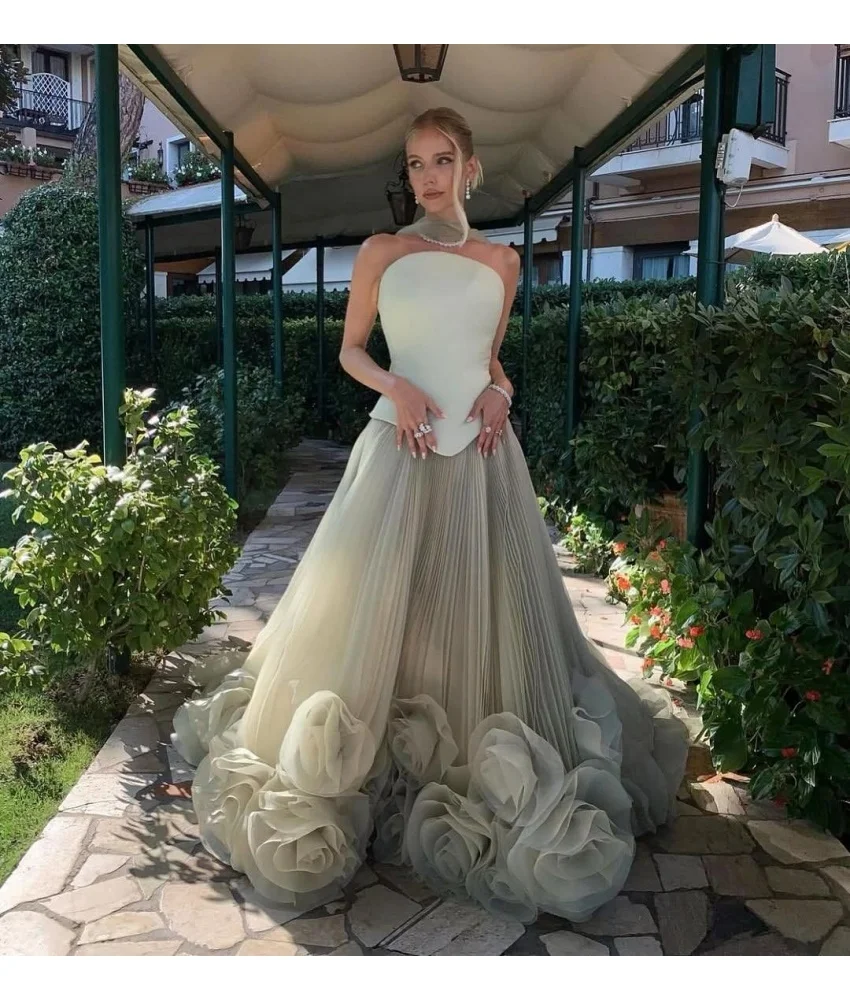 

Customized Fashion Tulle A-Line 3D Flowers Evening Dress High Quality Strapless Sleeveless Floor Length Bespoke Occasion Gowns