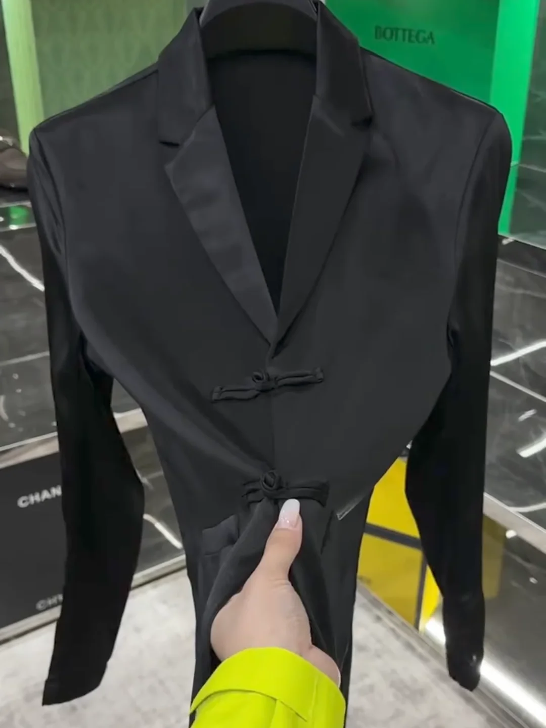 

Ультратонкий летний мужской повседневный костюм на пуговицах: высококачественный, модный, универсальный, для делового и повседневного стиля