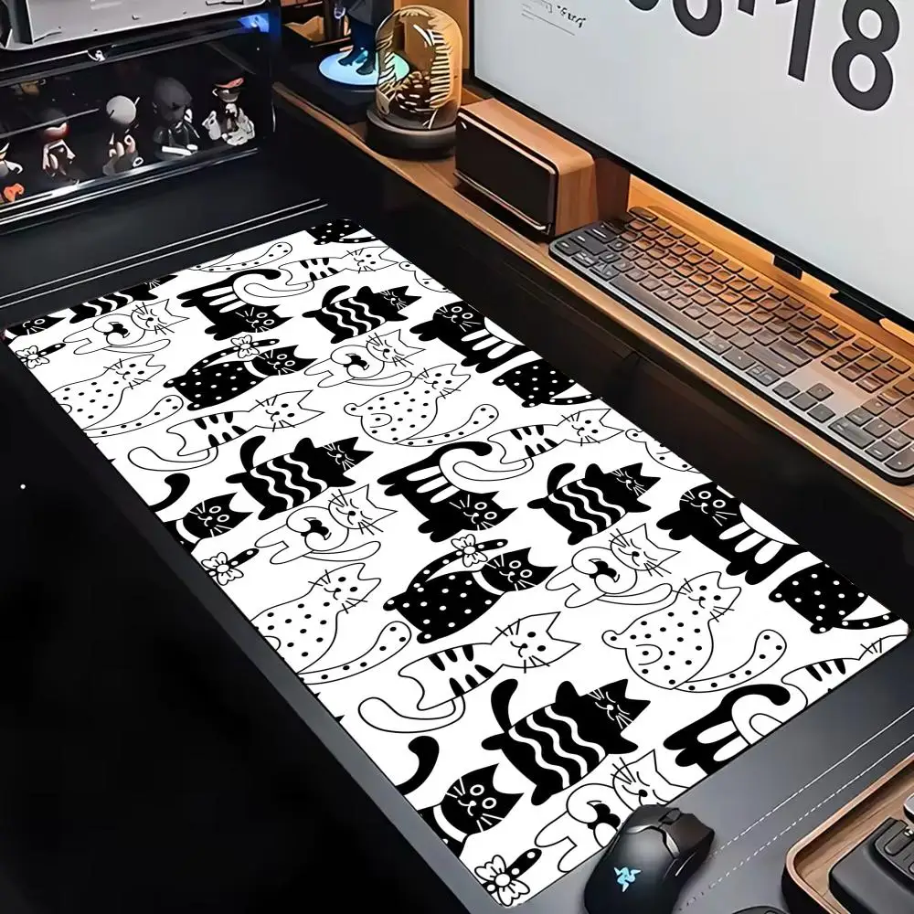 Alfombrilla de ratón serie en blanco y negro para escritorio, alfombrilla de ratón para juegos, con bordes cosidos y base de goma antideslizante