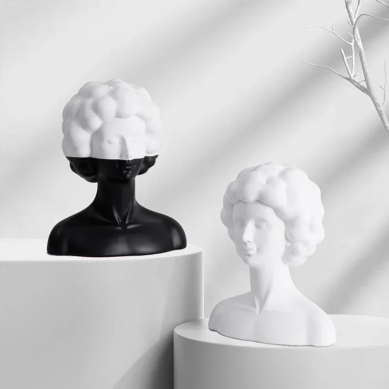 Resin Handicraft Artificial Figure Sculpture Black and White Figurines Abstract Portrait Home Decoration Accessories