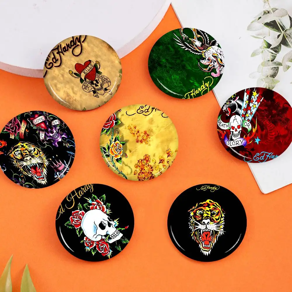 E-Ed H-Hardy Tinplate Pin Button Custom Anime Role Old-school Brooch Cartoon Collar Badge Jewelry Gift Fans