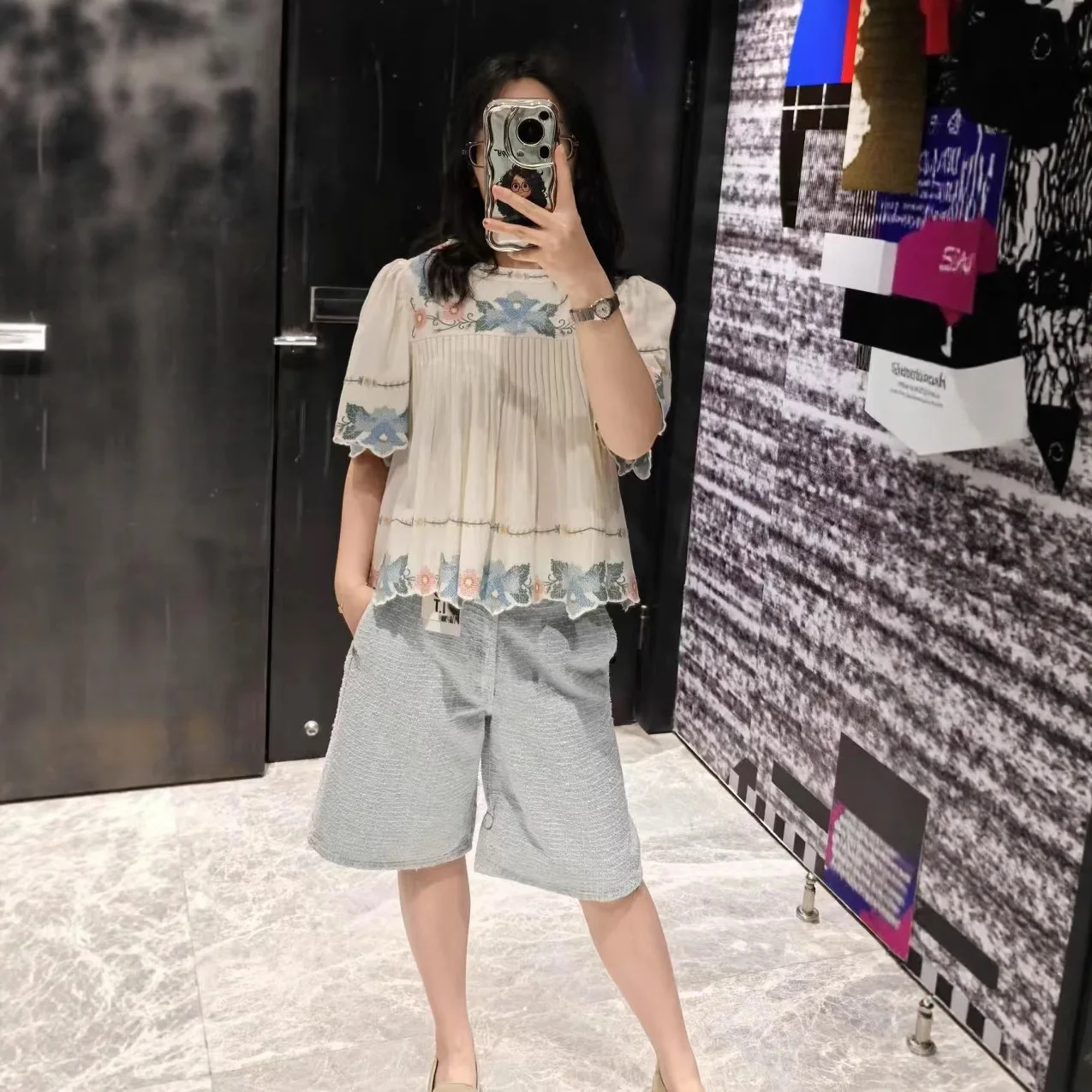 2025 summer shirt new retro ethnic style embroidered flowers ruffled loose round neck cotton top T-shirt